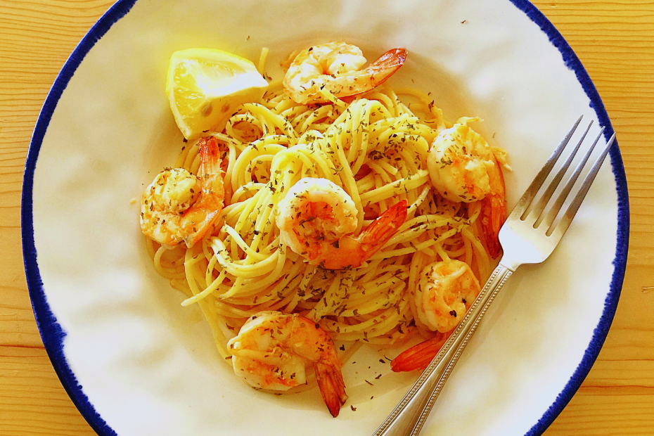 Quick and Easy 15-Minute Lemon Garlic Butter Shrimp Pasta Recipe For Busy Moms